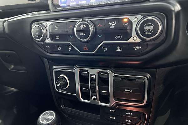 2022 Jeep Gladiator Night Eagle JT All Wheel Drive