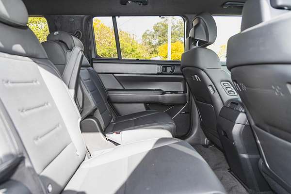 2024 Hyundai Santa Fe Calligraphy MX5.V1