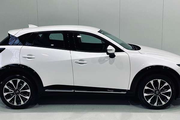 2022 Mazda CX-3 sTouring DK