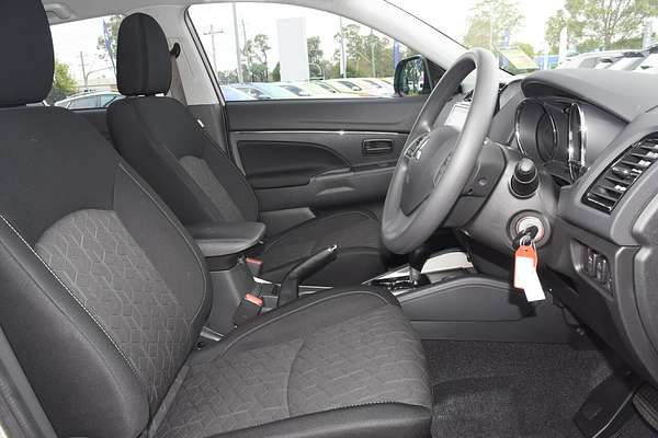 2024 Mitsubishi ASX ES XD