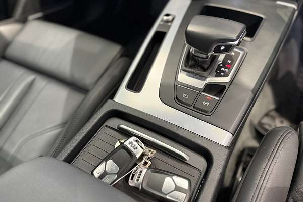 2023 Audi Q5 40 TDI FY