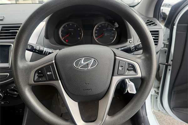 2016 Hyundai Accent Active RB4
