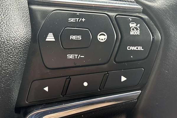 2023 Isuzu MU-X LS-T