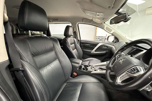 2017 Mitsubishi Pajero Sport GLS QE