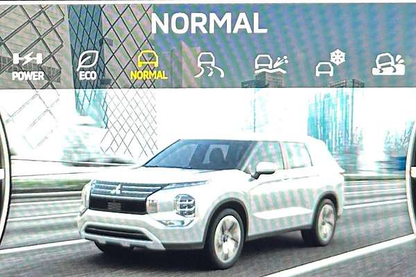 2022 Mitsubishi Outlander PHEV Exceed ZM