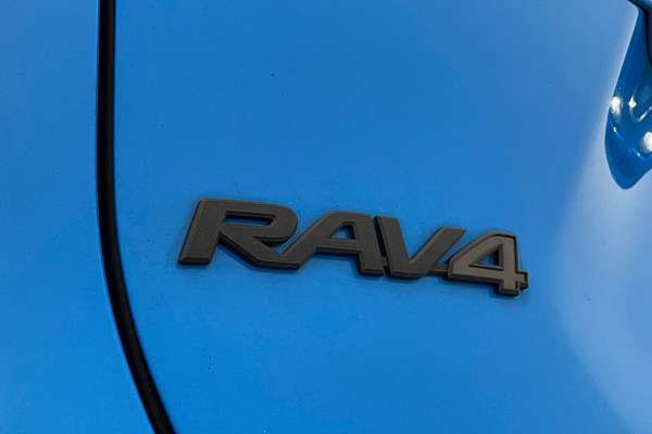 2020 Toyota RAV4 Edge AXAA54R