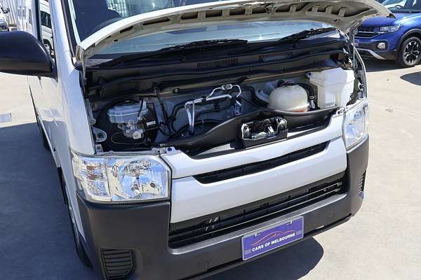 2016 Toyota Hiace TRH201R LWB