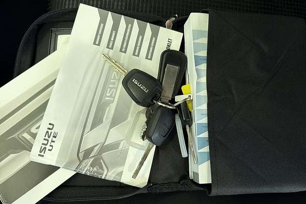 2018 Isuzu MU-X LS-T