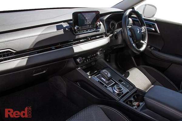 2025 Mitsubishi Outlander ES ZM