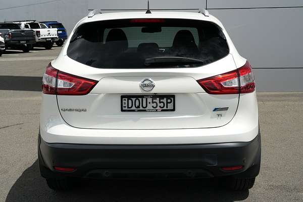 2016 Nissan QASHQAI Ti J11