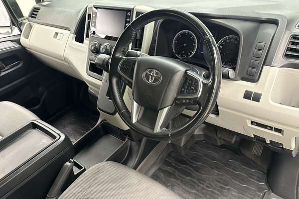 2022 Toyota Hiace Commuter GDH322R ELWB High Roof