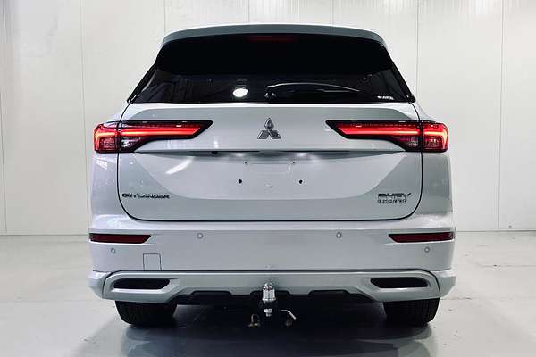 2022 Mitsubishi Outlander PHEV Exceed ZM