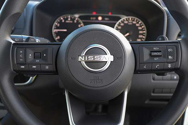 2025 Nissan X-TRAIL ST T33