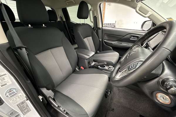2023 Mitsubishi Triton GLX-R MR 4X4