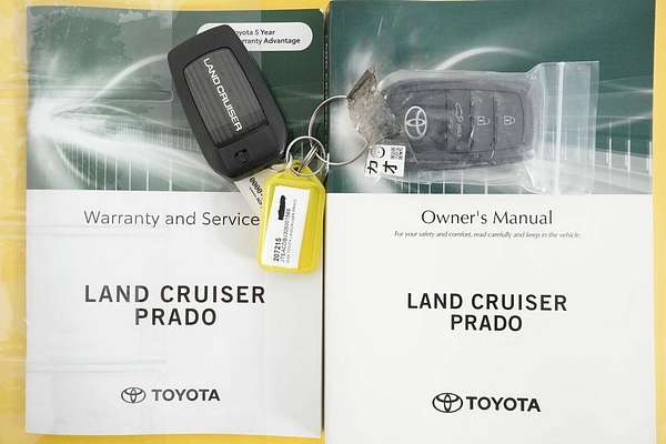 2024 Toyota Landcruiser Prado Altitude GDJ251R