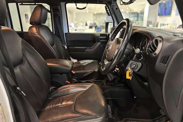 2018 Jeep Wrangler Unlimited Sport JK