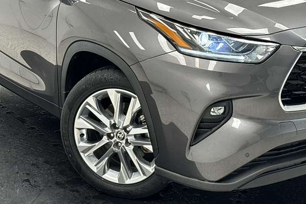 2022 Toyota Kluger Grande GSU75R