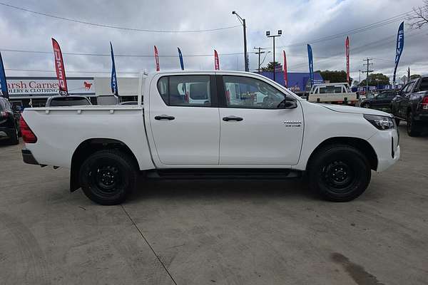 2021 Toyota Hilux SR GUN126R 4X4
