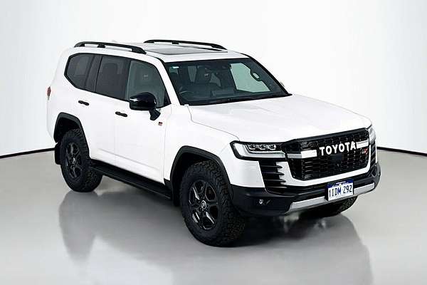 2024 Toyota Landcruiser GR Sport FJA300R