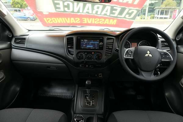 2017 Mitsubishi Triton GLX MQ 4X4