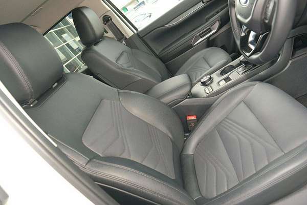 2025 Ford Everest Trend 2.0L