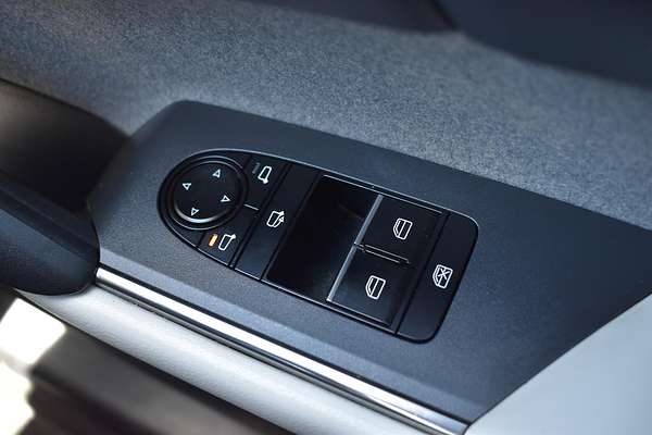 2021 Mazda MX-30 G20e Touring DR Series