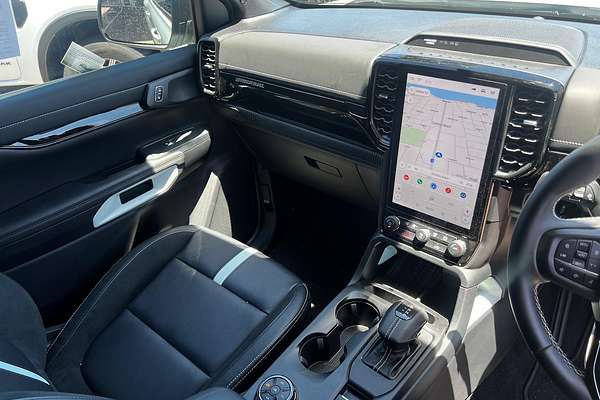 2025 Ford Ranger PHEV Stormtrak 4X4 2.3L thumb-10