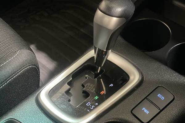 2023 Toyota Hilux SR5 GUN126R 4X4