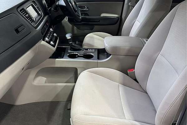 2018 Kia Carnival S YP