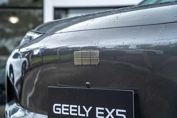 2025 Geely EX5 Inspire E245