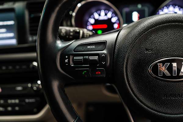 2016 Kia Carnival Platinum YP