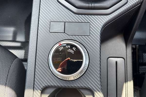 2025 Mitsubishi Triton GLX MV 4X4