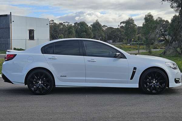 2016 Holden Commodore SV6 Black VF Series II