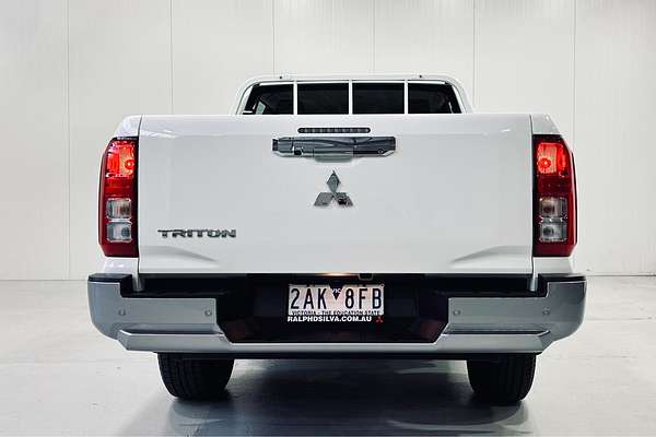 2024 Mitsubishi Triton GLX MV