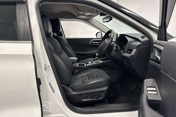 2022 Mitsubishi Outlander Aspire ZM