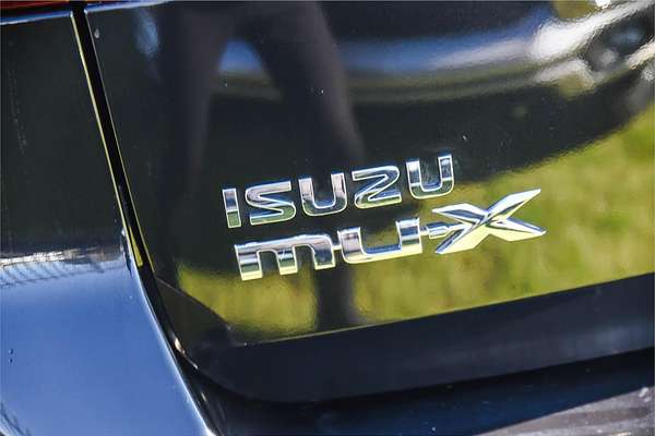 2015 Isuzu MU-X LS-T
