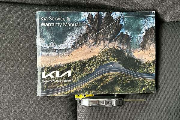 2023 Kia Carnival S KA4
