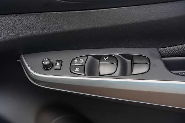 2024 Nissan Navara ST-X D23 4X4