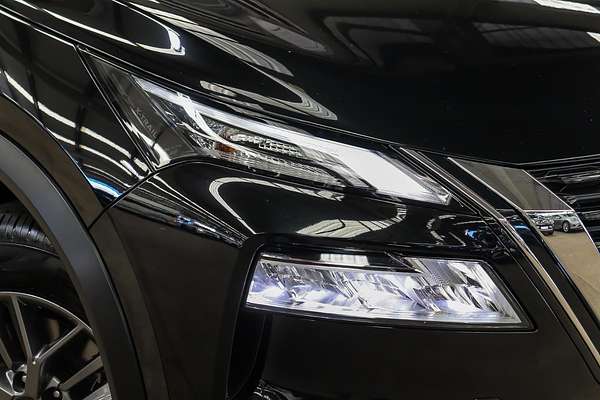 2024 Nissan X-TRAIL ST T33