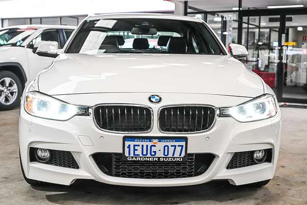 2015 BMW 3 Series 316i Sport Line F30