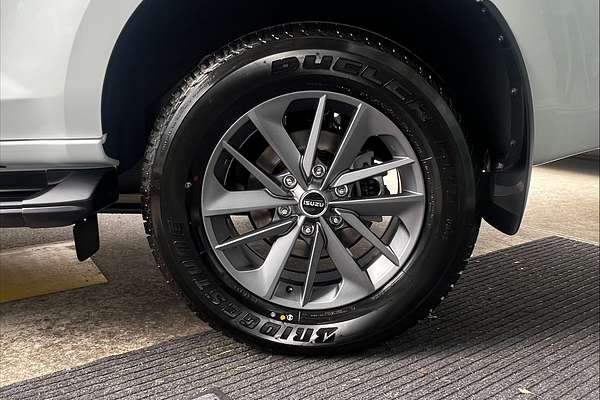 2025 Isuzu MU-X AUTO