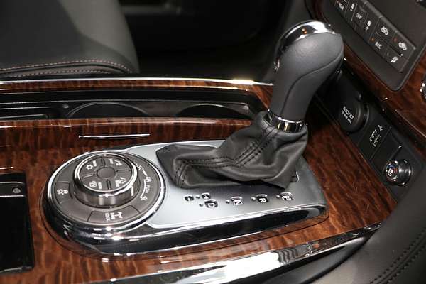 2024 Nissan Patrol Ti-L Y62