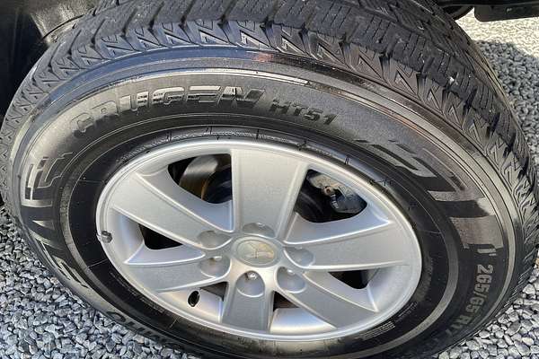 2007 Mitsubishi Pajero R NS