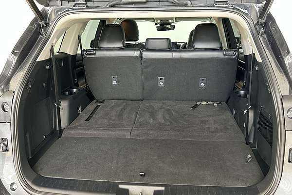 2023 Toyota Kluger Grande AXUH78R