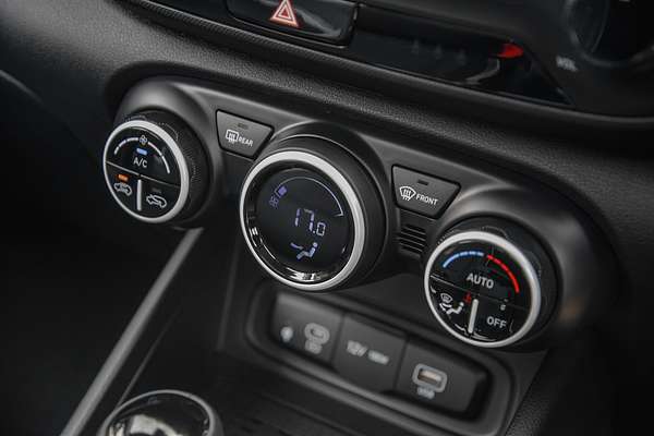 2023 Hyundai Venue Elite QX.V5