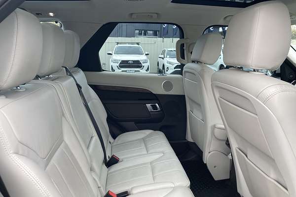2017 Land Rover Discovery SD4 HSE Series 5