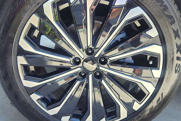 2025 Jaecoo J8 Track