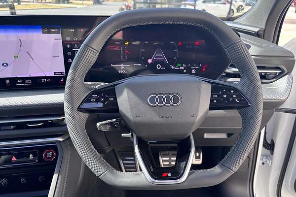 2025 Audi SQ5 TFSI FY