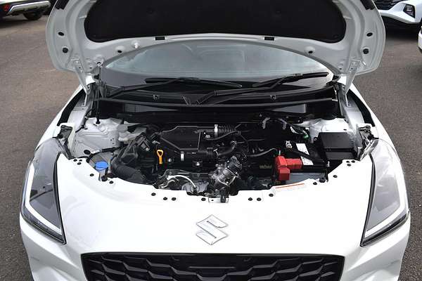 2024 Suzuki Swift Hybrid UZ
