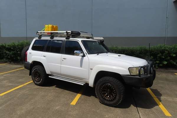 2005 Nissan Patrol ST-S GU IV